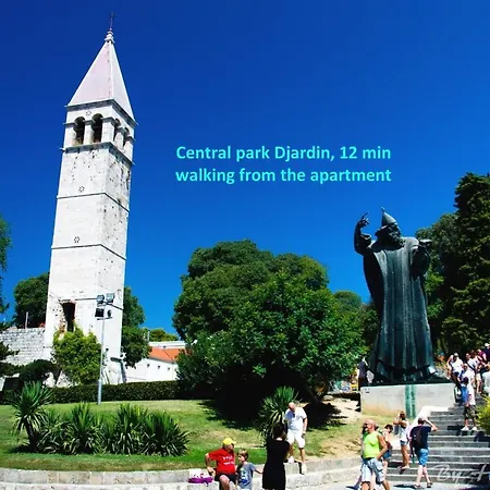 Sunny With Free Private Parking *
