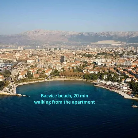 Apartment Sunny With Free Private Parking Split